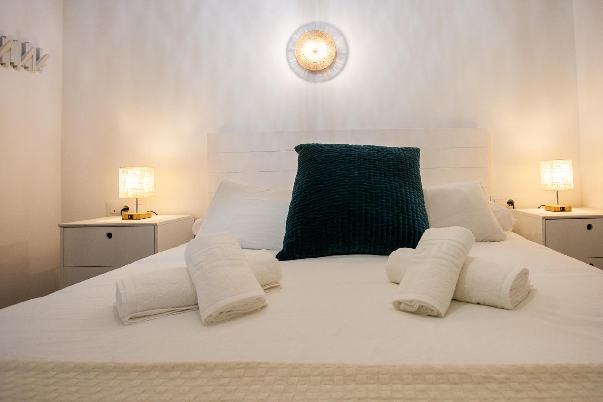 Wish Suite Conde De Sevilla Exterior photo